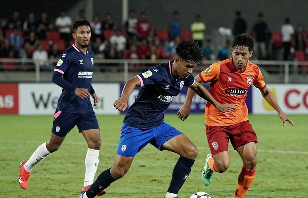 ব্রুনো গিমারেসের ছেড়ে দেওয়া পেনাল্টি ও ভিনিসিয়াস জুনিয়রের আত্মবিশ্বাস-সংকট: আইন ১৪, ২২ গোল থেকে ৮ ম্যাচে ১ গোল — একটি ফ্রেম-বাই-ফ্রেম বিশ্লেষণ