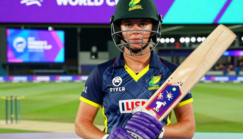 কেপ টাউনে কামিন্সের 'এক্সট্রা ব্যাটিং অপশন' আসলে কোন দিকে আঙুল তুলছে