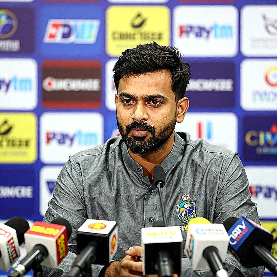 মাঝের দশ ওভার: কলামে ধরা পড়া এশিয়ার টুর্নামেন্ট হারানোর গল্প